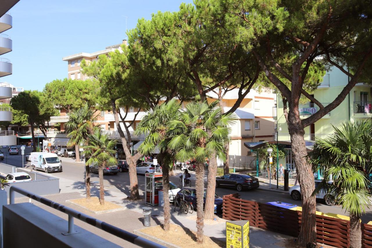 Apartament Sabbiadoro Center Lignano Sabbiadoro Exteriér fotografie